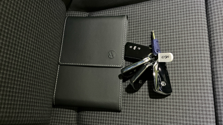 Volkswagen Caddy Cargo C20 Diesel 2.0 TDI 122PS Commerce Pro Van DSG [Tech Pack]